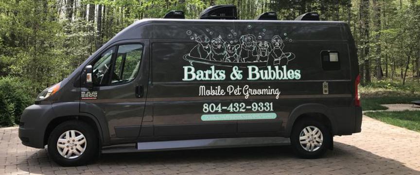Barks N Bubbles - Home